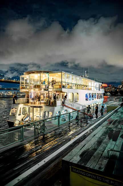 NYC: Valentine's Day Romantic Dinner Cruise - The Experience in Detail: What to Expect and Why It Matters