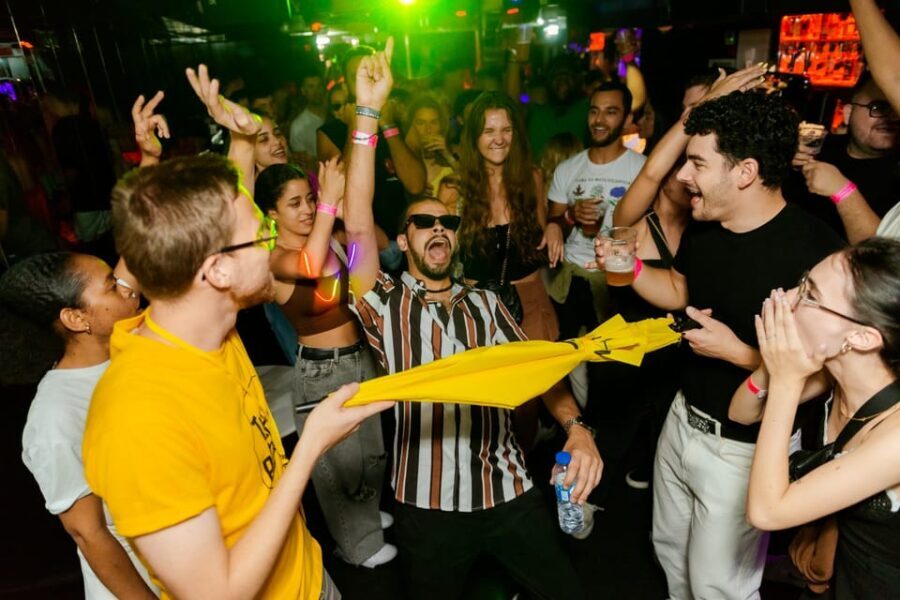 NYE Lisbon: New Year's Eve Pub Crawl - A Deep Dive Into the Lisbon NYE Pub Crawl