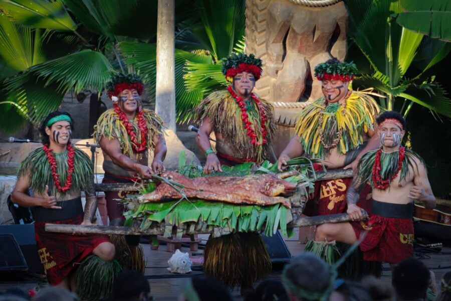Oahu: Chief's Luau Dinner Show - A Deep Dive into the Chief’s Luau on Oahu