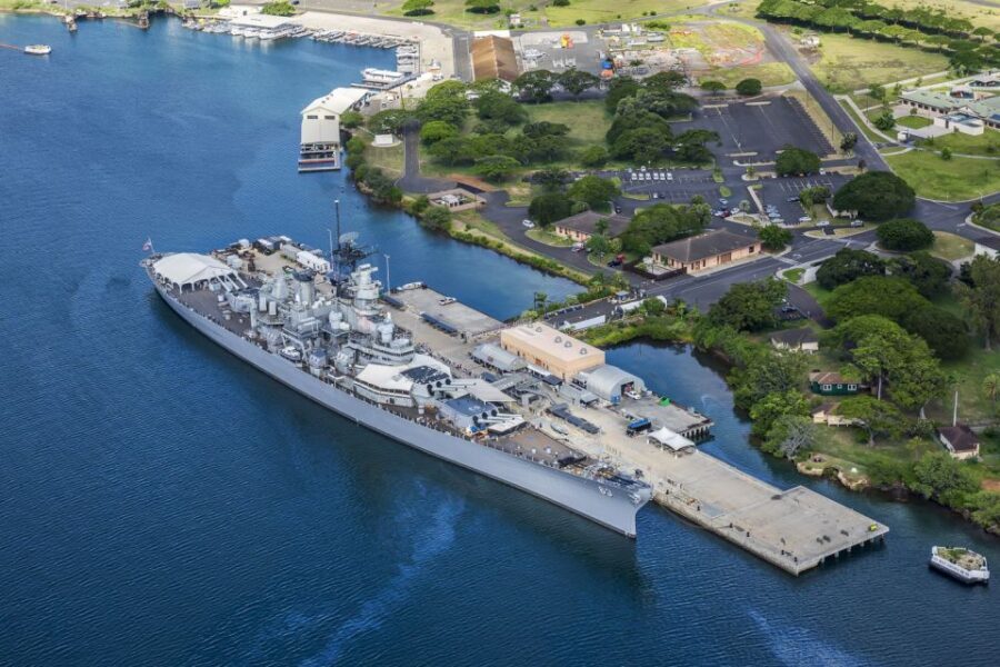 Oahu: Helicopter Tour with Doors On or Off - History and Culture from the Sky