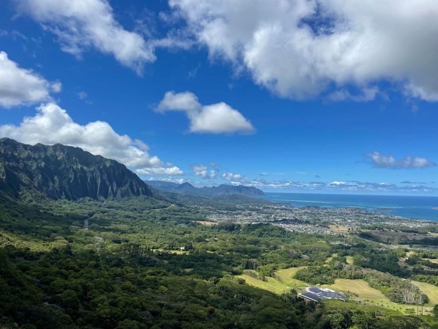 Oahu: Hidden Hawaii Waterfall Hike and Beach Tour