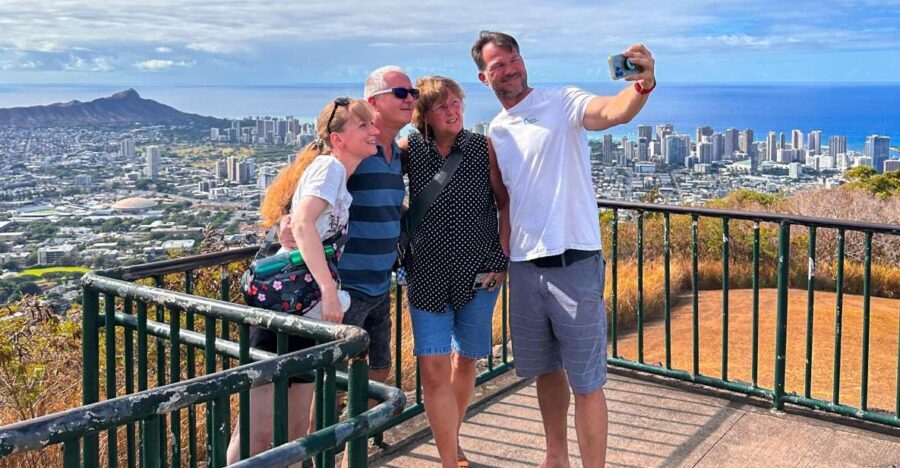 Oahu: Highlights of Oahu Small Group Tour - Authentic Experiences Behind the Scenes