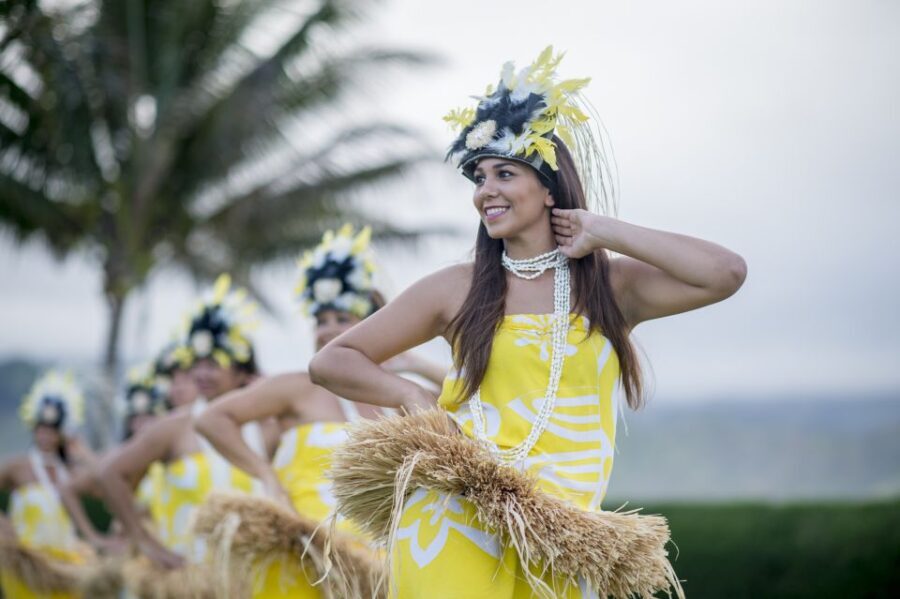 Oahu: Queens Waikiki Luau - A Deep Dive into the Queens Waikiki Luau Experience