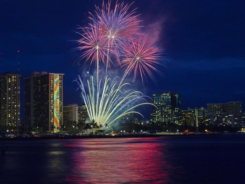 Oahu: Waikiki Fireworks Boat Cruise from Oahu - Who Should Consider This Tour?