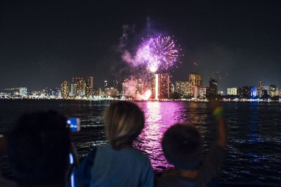 Oahu: Waikiki Friday Night Fireworks Cruise - Analyzing the Value and Who It’s Best For