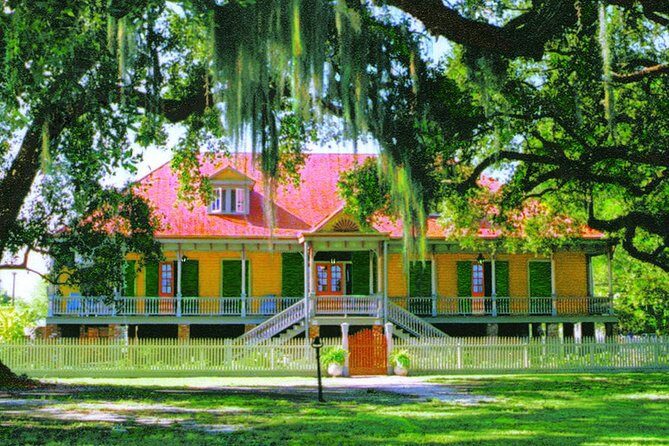 Oak Alley and Laura Plantation Tour with Transportation from New Orleans - FAQ