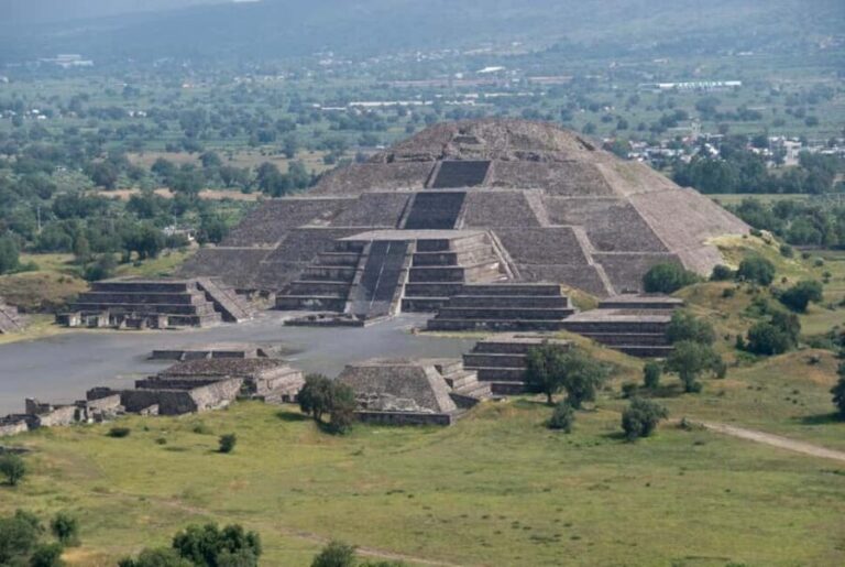 Oaxaca: Private Monte Albán Tour with Zapotec Tombs & Crafts - A Deep Dive into the Tour Experience