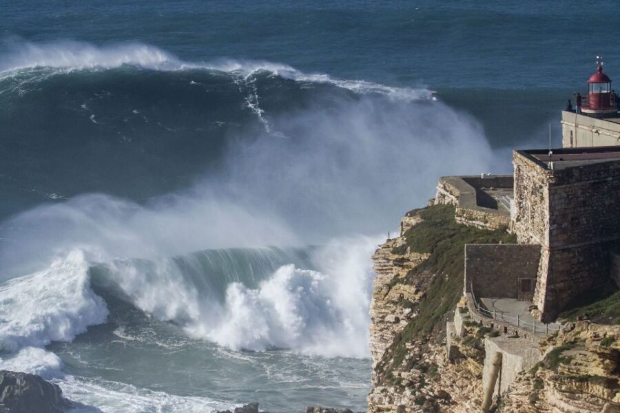 Óbidos, Nazaré & Alcobaça: Private Trip by Car - Comfortable Transportation and Guided Experience