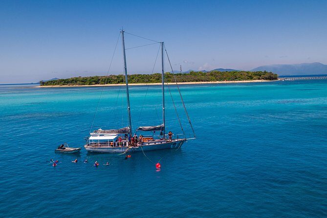 Ocean Free 25 guest Great Barrier Reef & visit Green Island Tour - FAQs