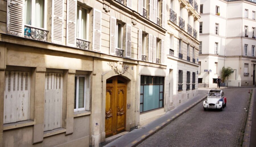 Off-the-Beaten Track in Paris: 2-Hour Vintage 2CV Tour - A Closer Look at the 2-Hour Vintage 2CV Tour in Paris