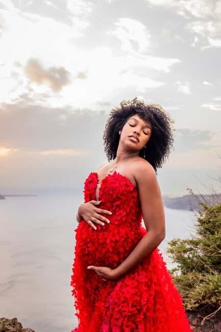 Oia: Private Photoshoot Session with a Professional - Exploring the Experience: What to Expect in Detail