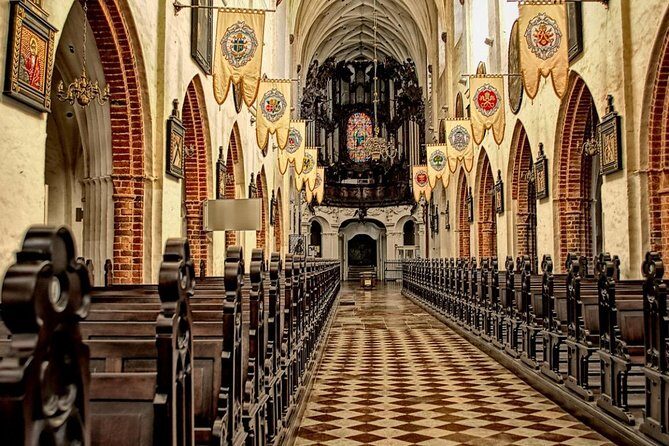 Oliwa Cathedral in Gdansk & Trip to Park - 2h private trip by luxury car - Who Would Love This Tour?