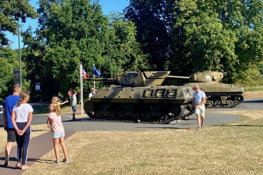 Omaha, Utah Landing Beaches Small-group by Mercedes - The Experience in Detail