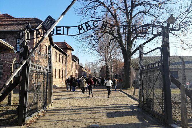 One Day Tour to Auschwitz-Birkenau from Warsaw by Car - An In-Depth Look at the Auschwitz-Birkenau Tour
