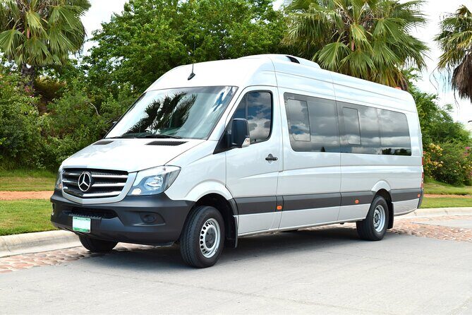 One Way Private Airport Transportation at Los Cabos - What Makes This Transfer Service Stand Out