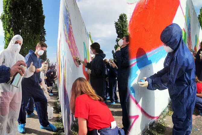 Open graffiti workshop in the Mauerpark in Berlin - Who Is This Tour Best For?