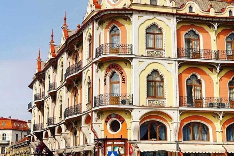 Oradea city tour - A Closer Look at the Oradea City Tour