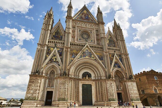 Orvieto and Civita di Bagnoregio Full Day Trip from Rome - Who Should Consider This Tour?