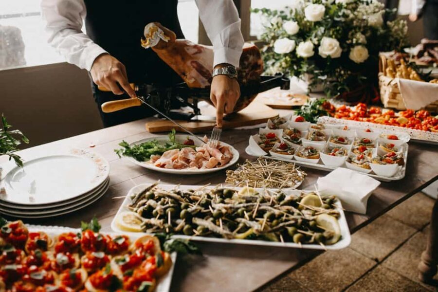 Oslo Tour with a Michelin-Starred Chef & Lunch/Dinner - Who Should Consider This Tour?