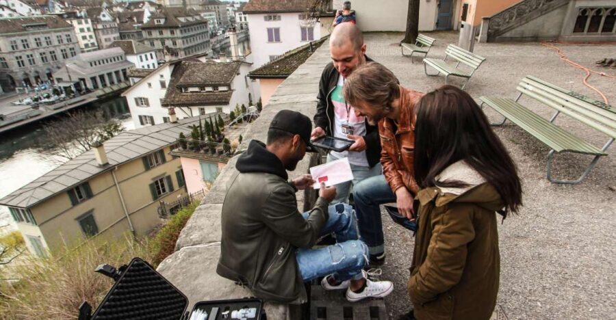 Outdoor Escape Game with Augmented Reality trough Zurich - A Detailed Look at the Experience