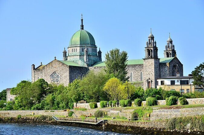 Outdoor Walking Tour in Wonderful Walls of Galway City - Practical Details and Tips