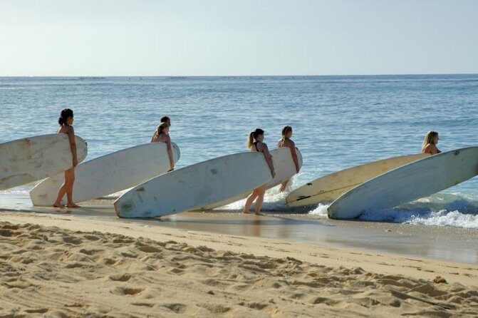 Outrageous Surf ScHool Lesson on Lahaina Side