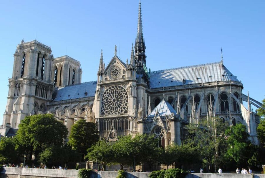 Outside Île de la Cité Tour with Crypt Access and cruise - The Itinerary: What You’ll Cover and Why It Matters