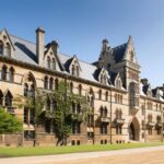 Oxford: Express Walk with a Local in 60 minutes - Deep Dive: What Makes This Tour Stand Out
