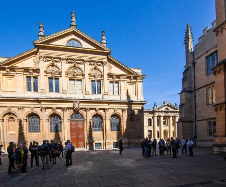 Oxford: Private Walking Tour with University Alumni Guide - Who Will Appreciate This Tour?