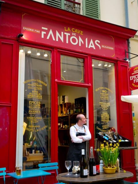 Oyster and white wine tasting in the heart of Montmartre - A Deep Dive into the Montmartre Oyster and Wine Experience