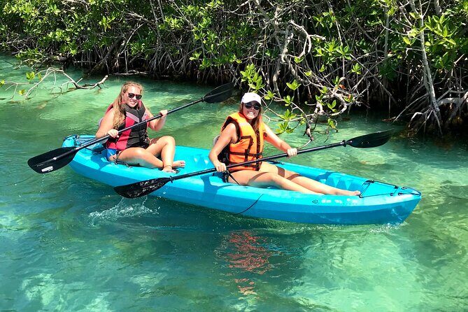 Paddleboard Kayak Tour in Cancun