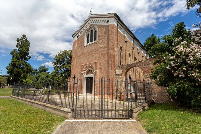 Padua small group tour with Scrovegni Chapel entrance - Exploring Padua: A Deep Dive into the Tour