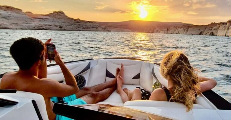 Page: Antelope Canyon Boat Tour with Lake Powell & Glen Dam - An In-Depth Look at the Antelope Canyon Boat Tour