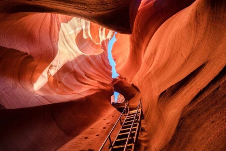 Page: Lower Antelope Canyon Ticket and Guided Hiking Tour - An In-Depth Look at the Lower Antelope Canyon Guided Tour
