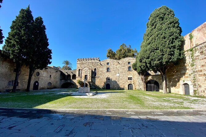 Palace of the Grand Master Ticket & Guided Private Tour - The Itinerary in Detail