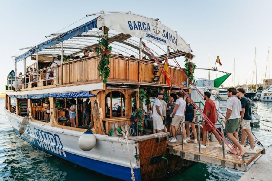 Palma de Mallorca: Sunset Boat Tour with DJ and Dance Floor - Why You Should Consider This Tour