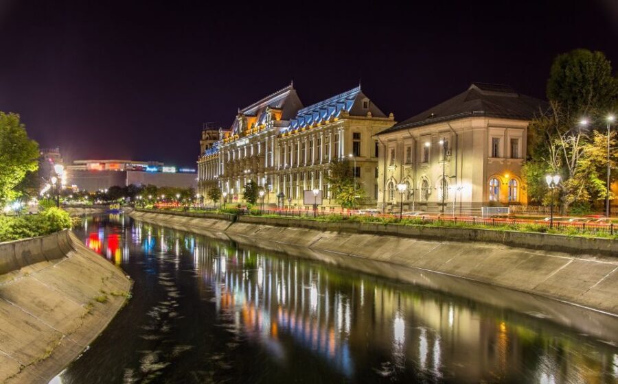 Panoramic Bucharest Private Walking Tour - The Itinerary: A Closer Look at the Landmarks