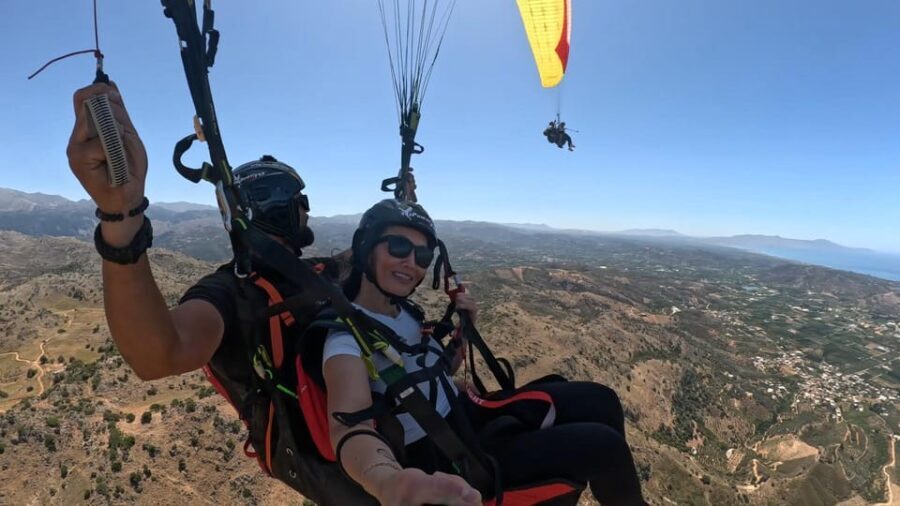 Paragliding in Chania - What to Expect During Your Paragliding Flight in Chania