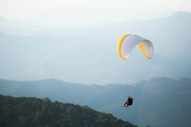 Paragliding in Valle de Bravo - Who Should Consider This Experience?