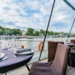 Paris: 3-Course-Dinner Cruise on the Seine with live music - Who Would Love This Experience?