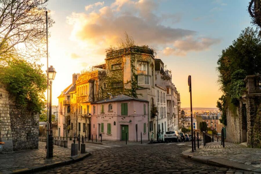 Paris: a movie tour in Montmartre inspired by Amélie Poulain - A Walk Through Montmartre’s Cinematic Past