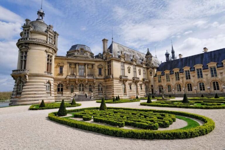 Paris: Château de Chantilly Tour with Private Transfers - The Art Collection at Musée Condé