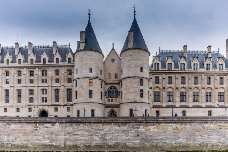 Paris: Crime and Mystery Walking Tour - The Sum Up: Who Should Consider This Tour?