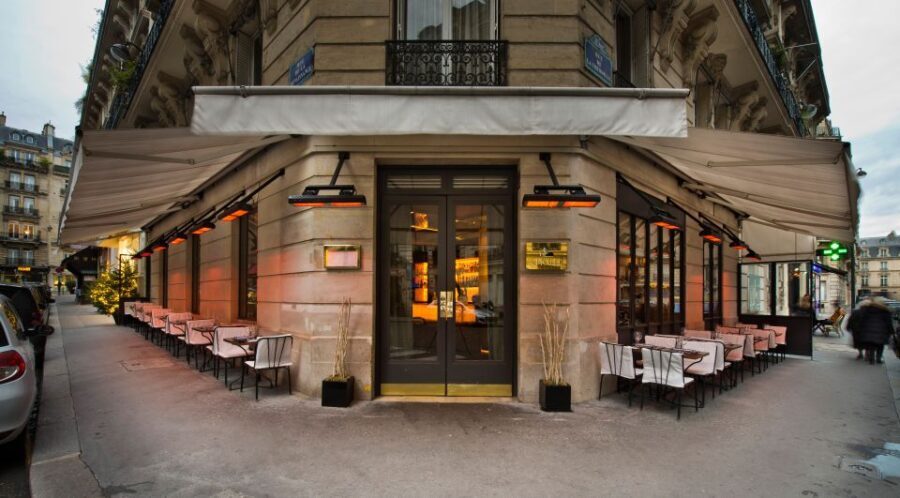 Paris: Dinner at Ginger Restaurant & Show at Crazy Horse - Who Will Love This Experience?
