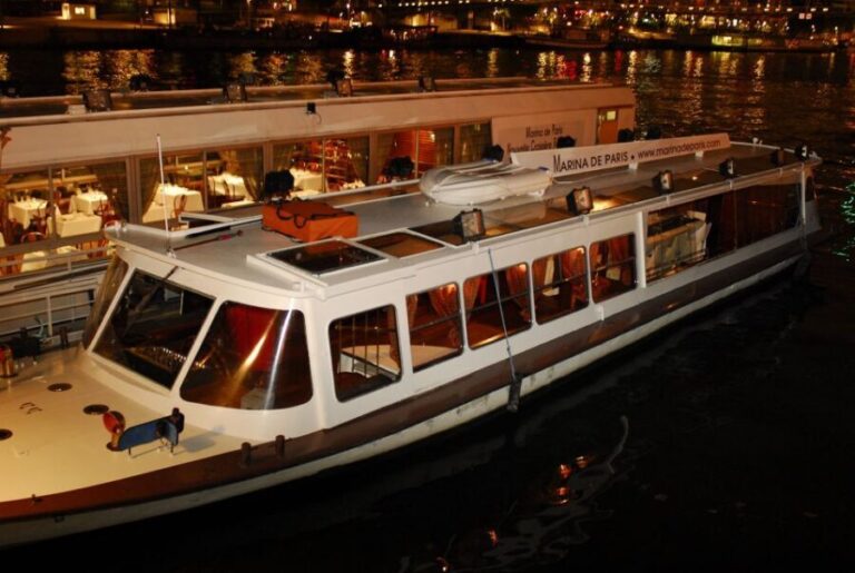 Paris: Dinner Cruise on the Seine and Eiffel Tower 2nd floor - In-Depth Review