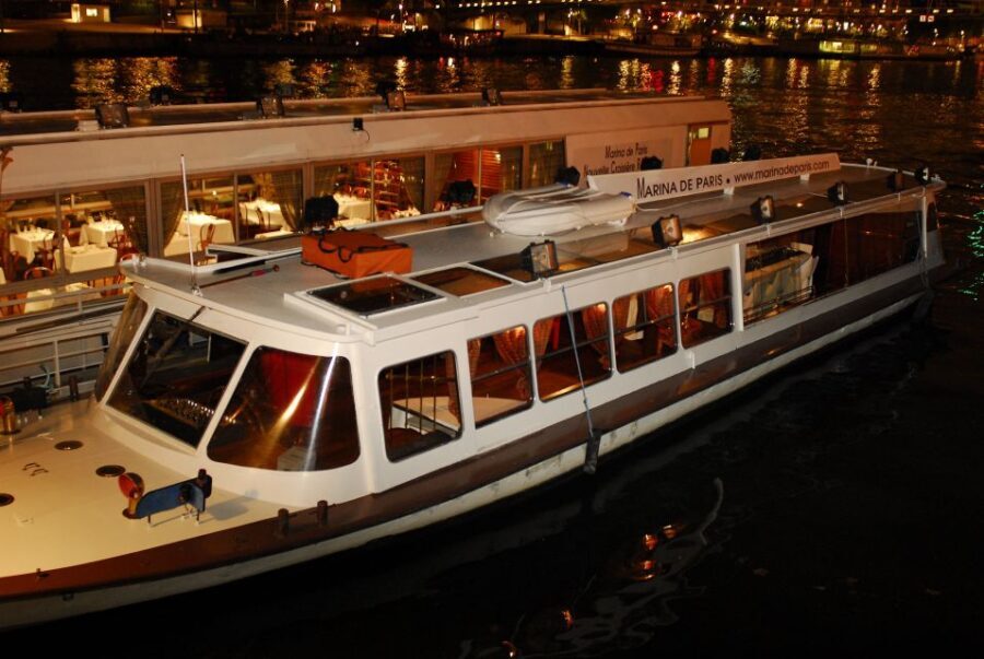 Paris: Dinner Cruise on the Seine and Eiffel Tower 2nd floor - In-Depth Review
