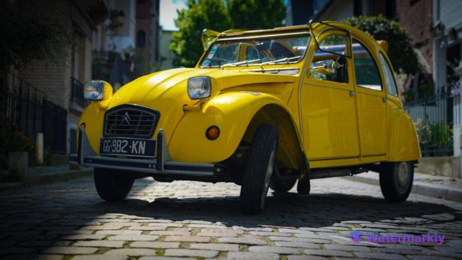 Paris: Discover Paris 2CV - A Deep Dive into the Paris 2CV Experience