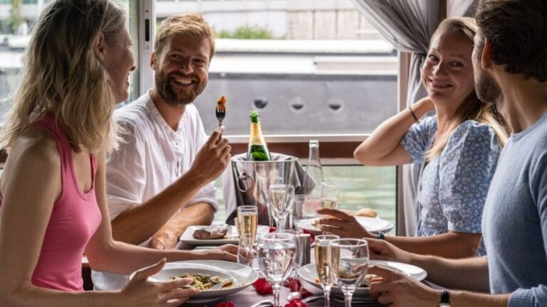 Paris: Early Evening Dinner Cruise on the River Seine - Navigating the Experience: What You Need to Know