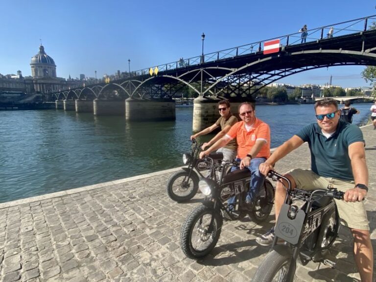 Paris: Eiffel Tower and Notre Dame Night Tour by E-Bike - The Detailed Itinerary