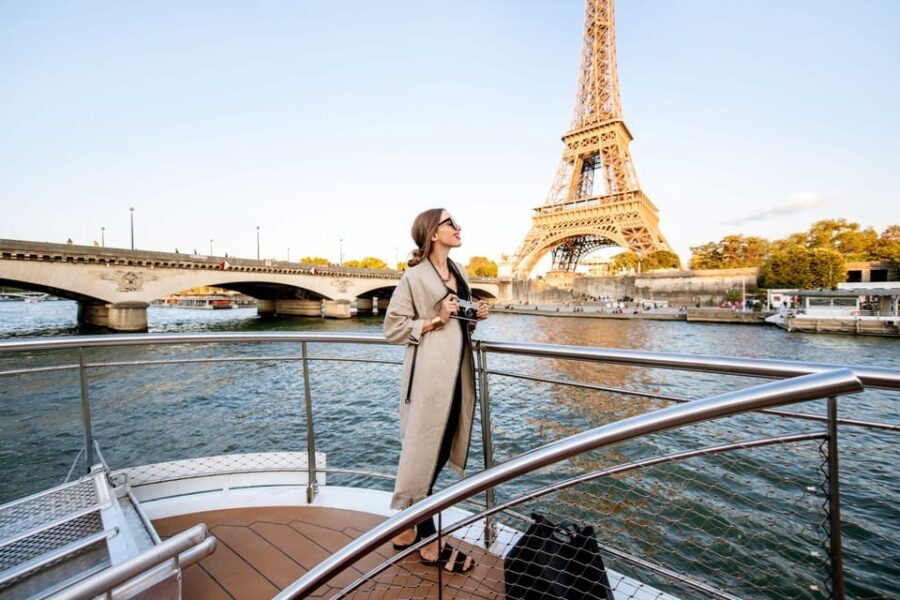 Paris: Evening River Cruise with Music - Who Will Love This Experience?